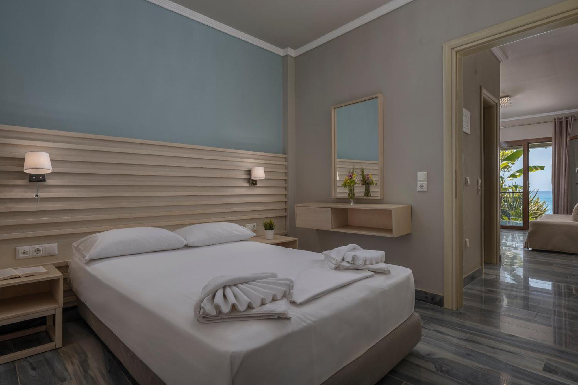 Alkioni By The Sea Apartment Siviri Exterior photo